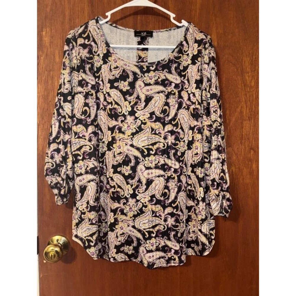 AGB Woman Shirt Size 1X